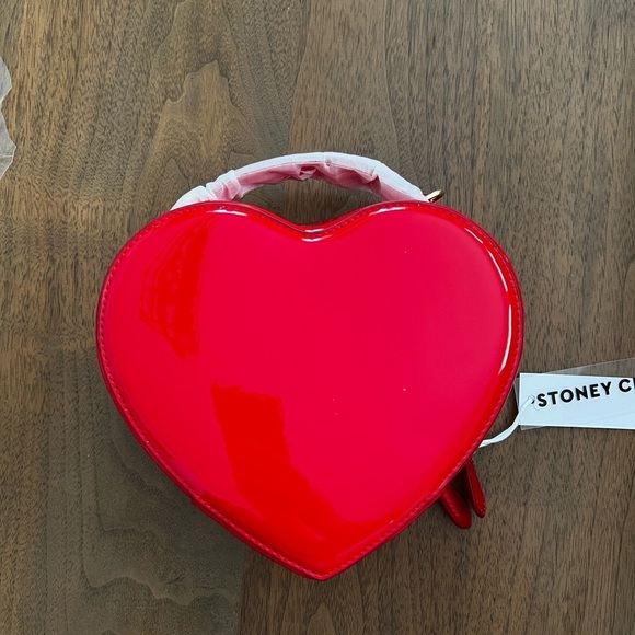 NWT STONE CLOVER LN Heart Shaped Red Faux Patent Crossbody Bag - Picture 3 of 5